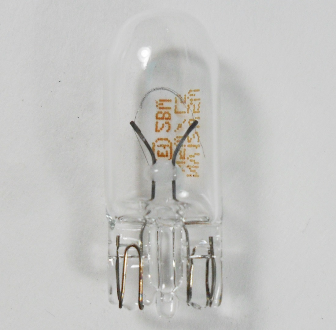 12V 5W Bulb Base W=9mm
