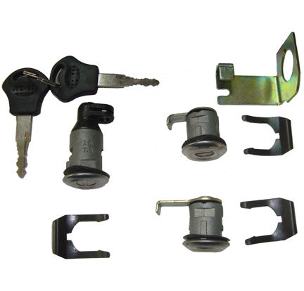 Ignition Switch  Fits Many 150-250 Scooters  With 3 Locks  6 Pin in 6 Pin Jack Bolts c/c=50mm