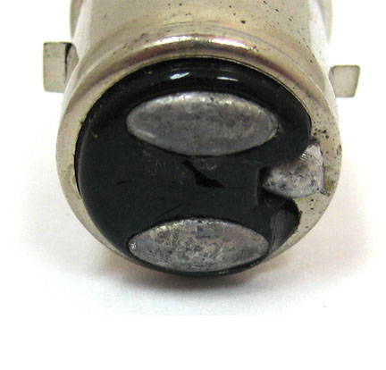 12V 25/25W Headlight Bulb 2 Terminal 20mm Base - Click Image to Close