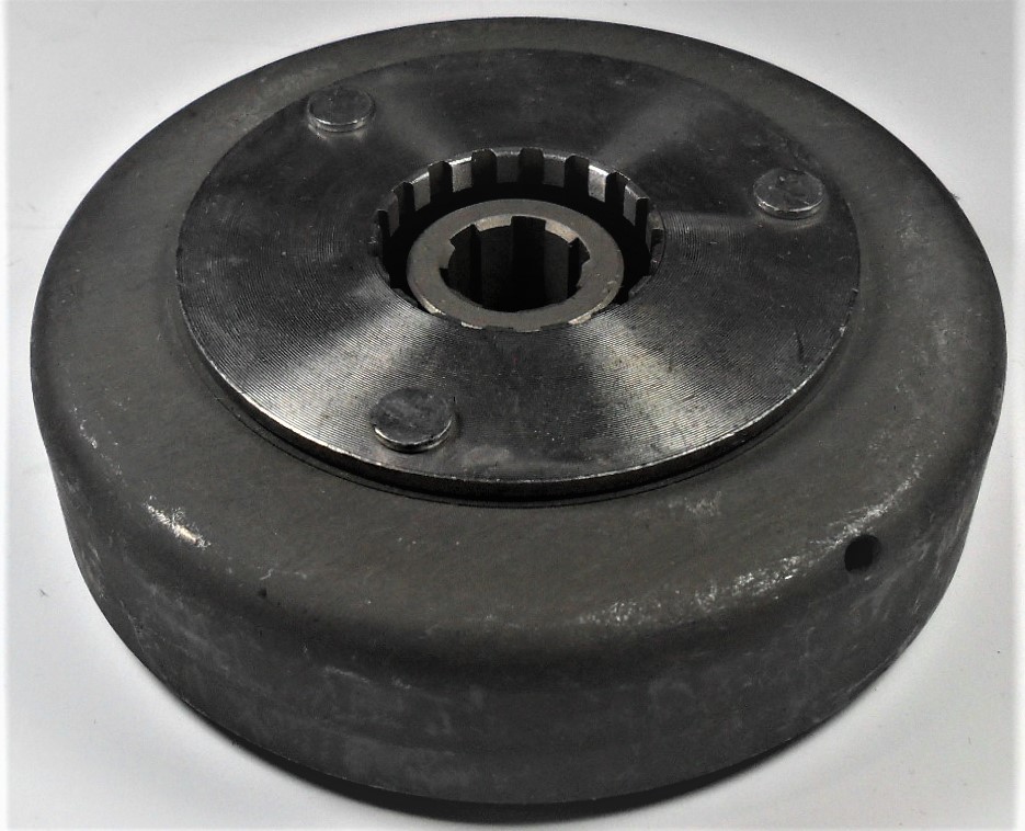 Rear Clutch 50-125cc Honda Copy Automatic ATVs, Dirtbikes Bell ID=104mm Shaft=17mm NOTE: This does not come with the washer that Fits inside the clutch bell. You will need to reuse the washer from your old clutch.